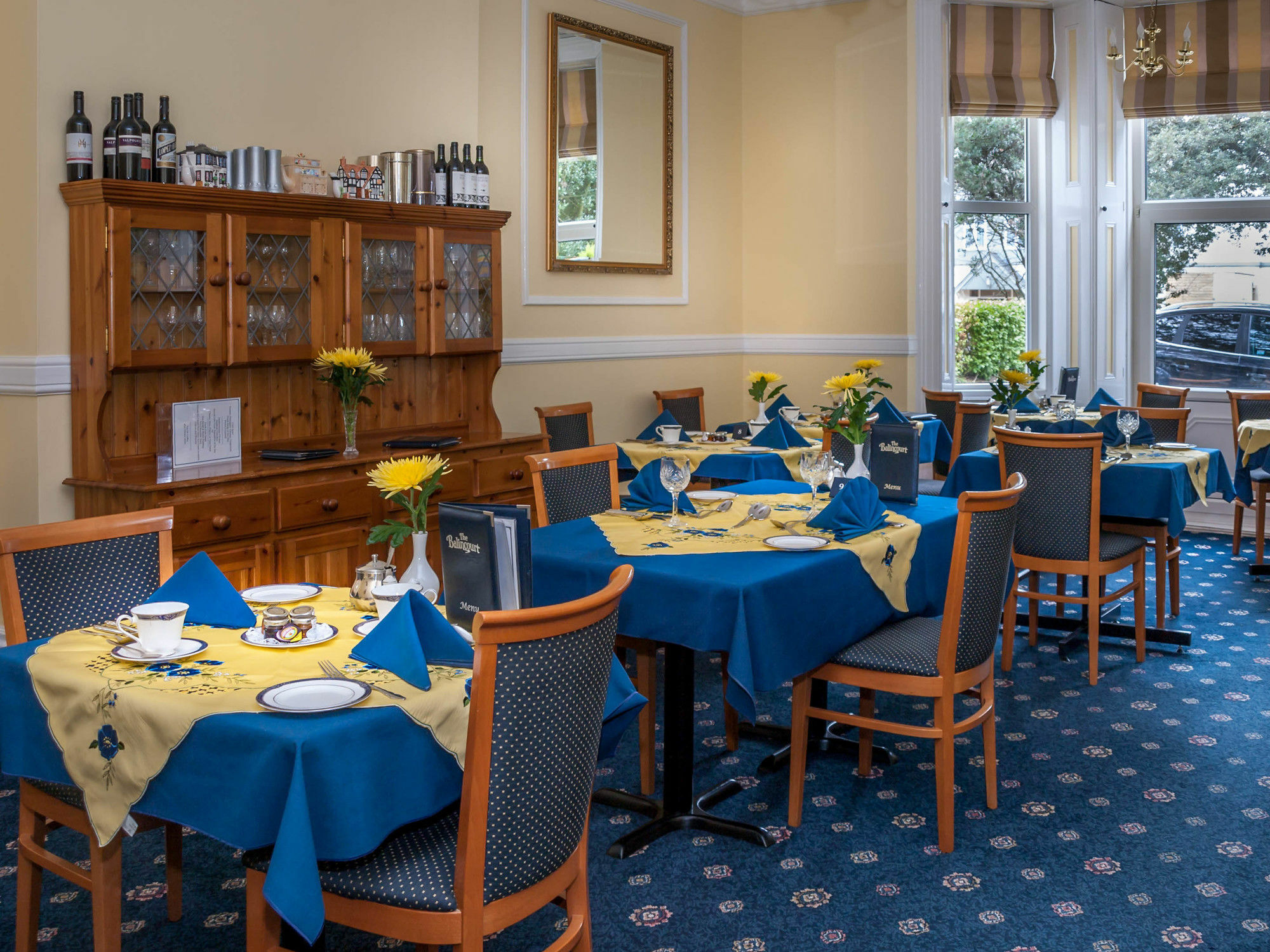 Balincourt Bournemouth Exterior foto Dining room